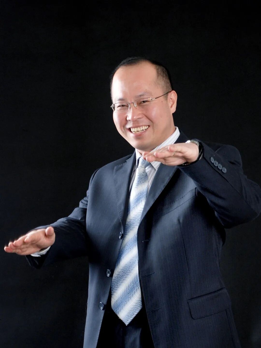 胡世明，和初咨询创始人